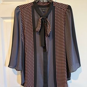 Ann Taylor top in Small